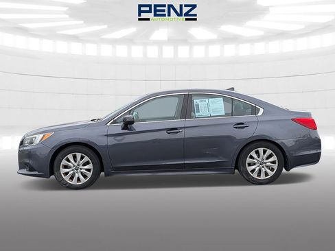 Used 2017 Subaru Legacy 2.5i Premium image 4