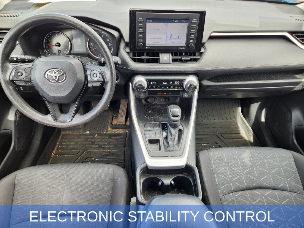 Used 2021 Toyota RAV4 XLE AWD/4WD image 18