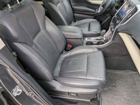 Used 2022 Subaru Ascent Limited w/ Technology Package image 31