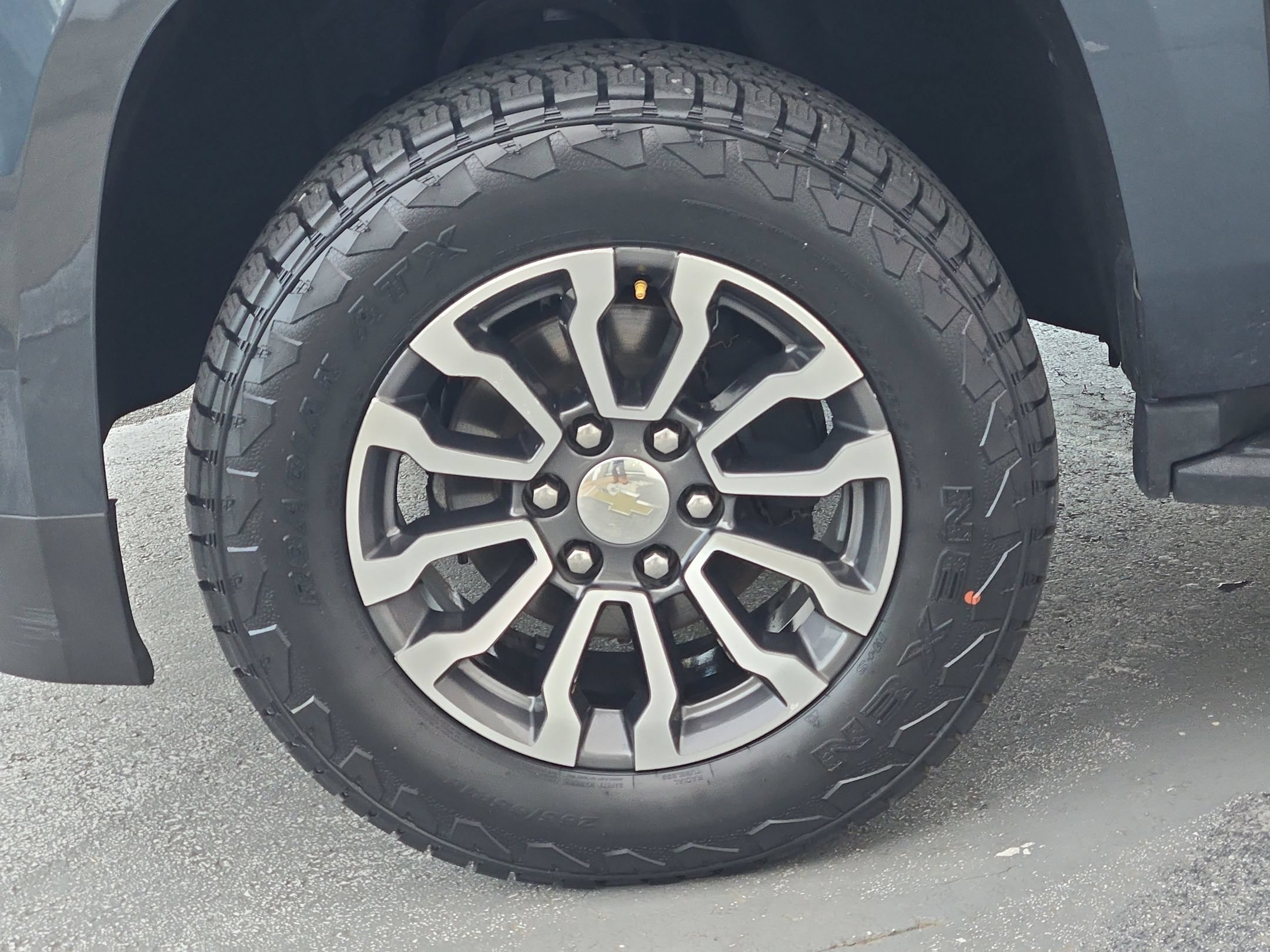 Used 2020 Chevrolet Tahoe LT AWD/4WD image 17