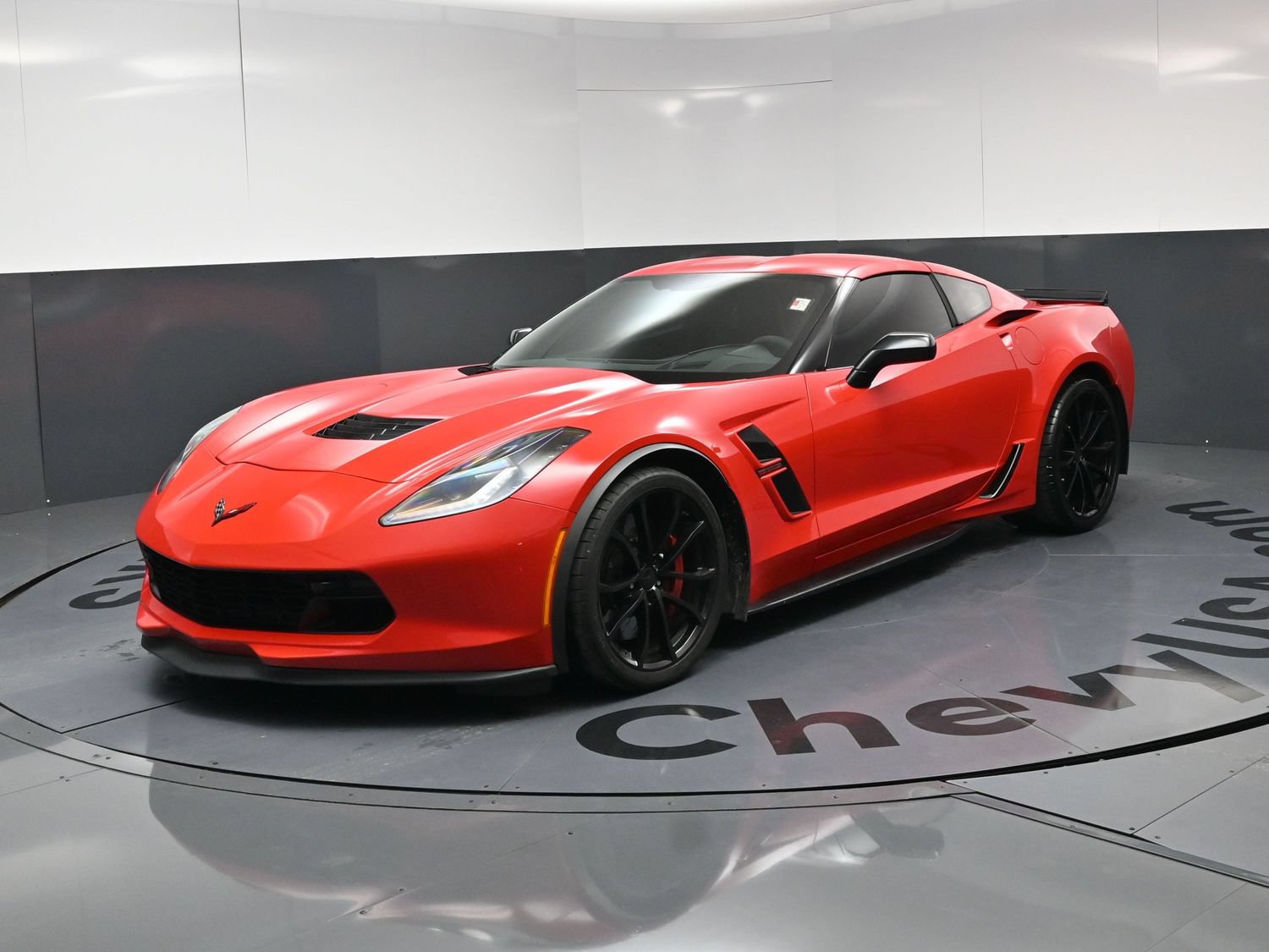 Used 2019 Chevrolet Corvette Grand Sport RWD image 5