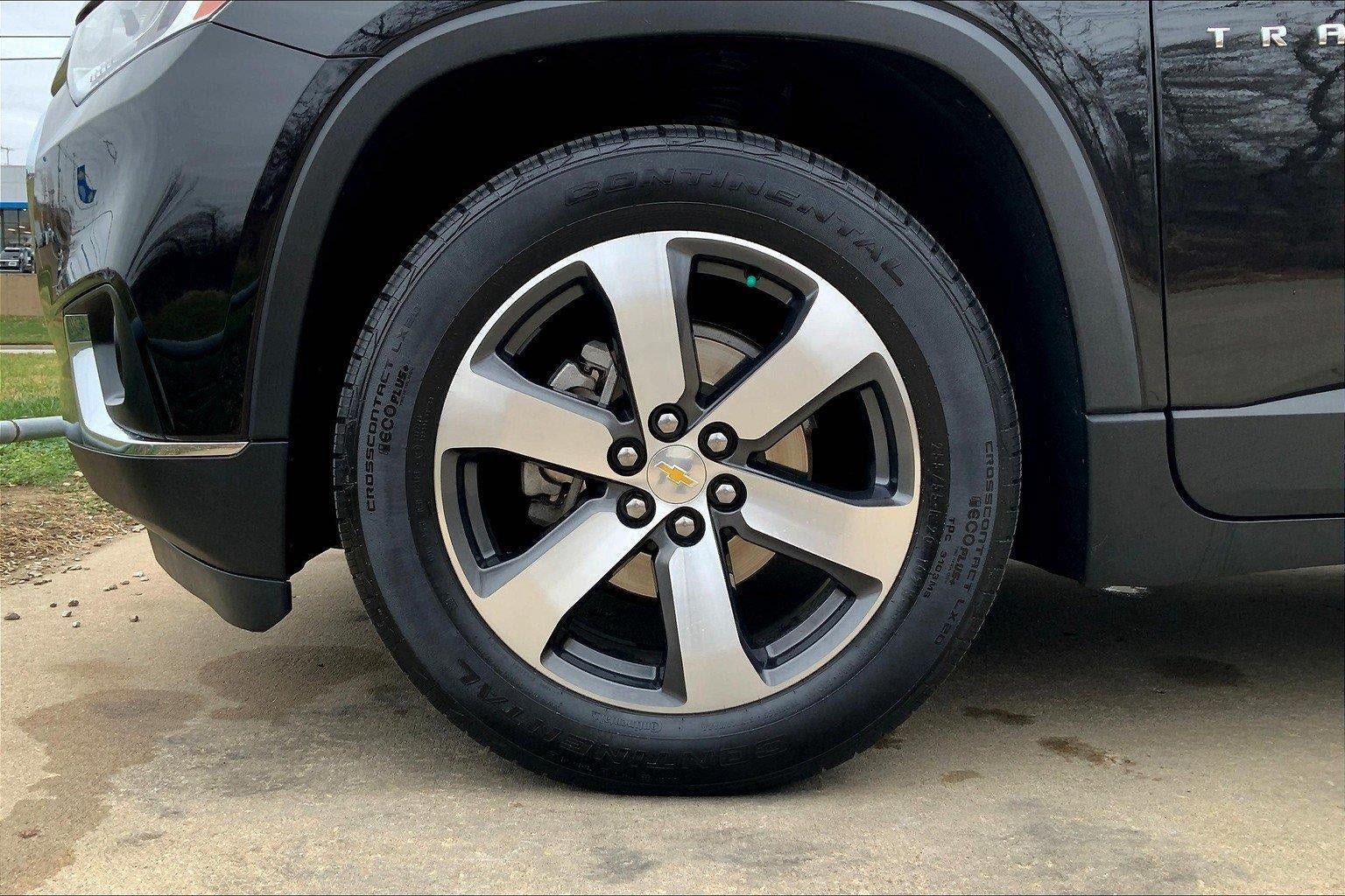 Used 2020 Chevrolet Traverse LT w/ LT Premium Package AWD/4WD image 8