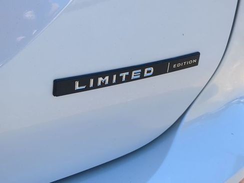 New 2026 Mitsubishi Outlander LE FWD image 38