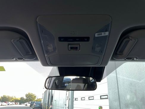 Used 2025 Toyota RAV4 XLE image 16