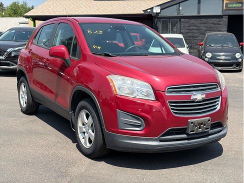 Used 2015 Chevrolet Trax LS w/ LPO, Protection Package AWD/4WD image 3