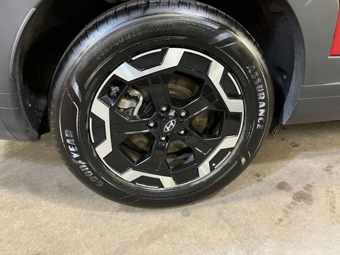 Used 2025 Hyundai Santa Fe SEL image 32