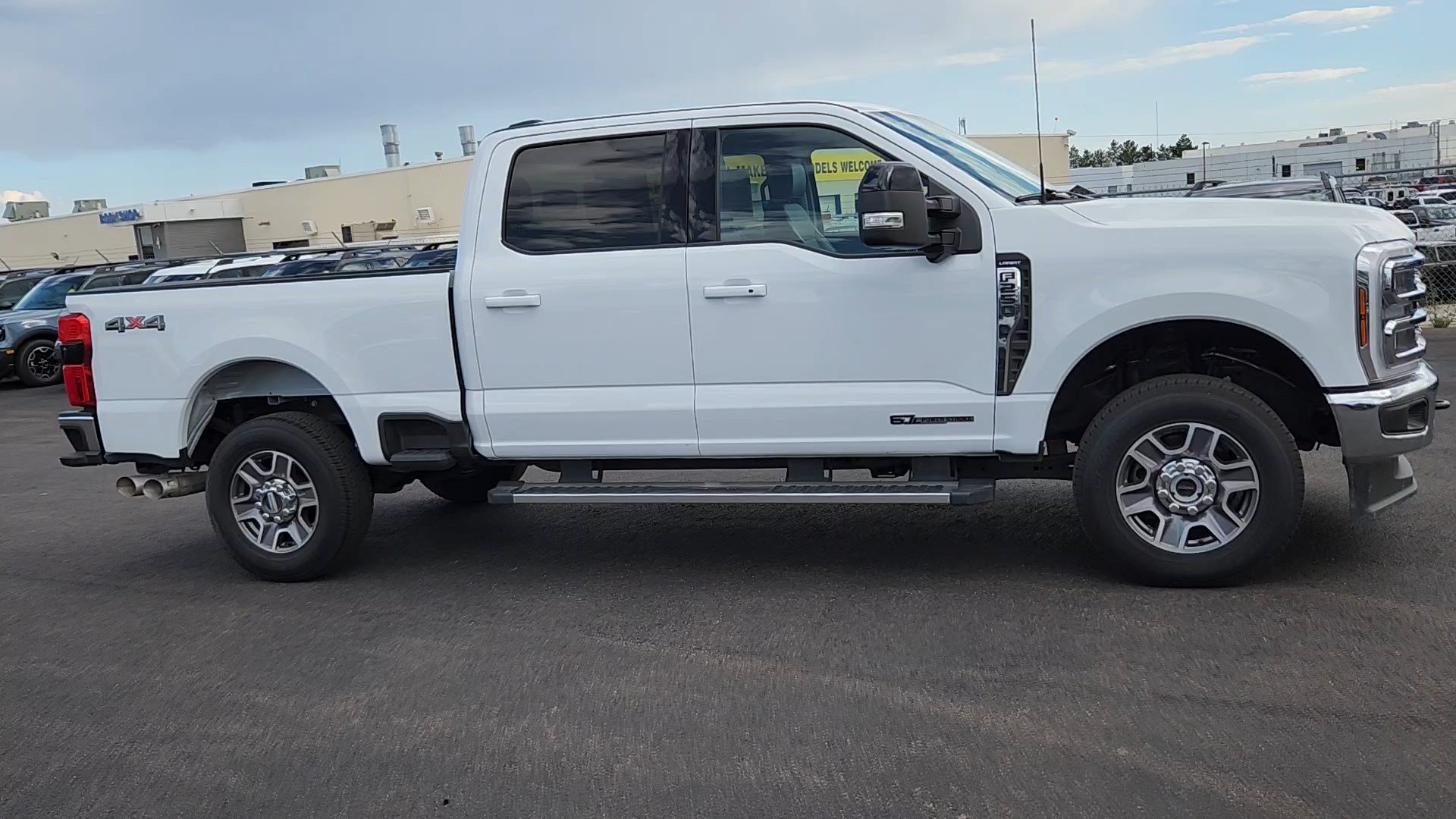 Used 2026 Ford F250 Lariat AWD/4WD image 3