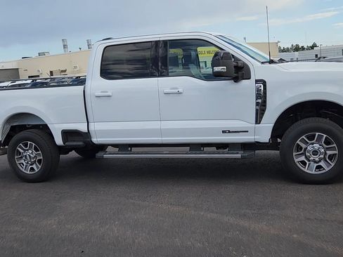 Used 2026 Ford F250 Lariat AWD/4WD image 3