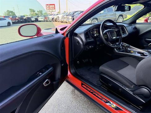 Used 2020 Dodge Challenger R/T Scat Pack RWD image 17
