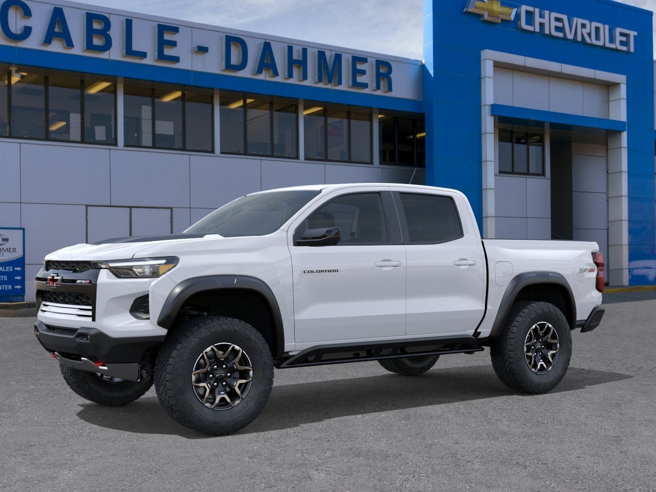 New 2026 Chevrolet Colorado ZR2 w/ Technology Package AWD/4WD image 16