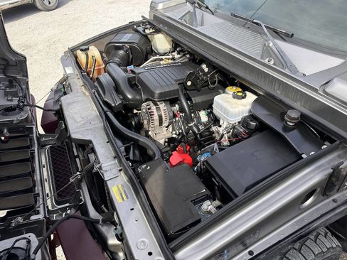 Used 2009 HUMMER H2 image 16