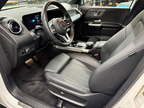 Used 2023 Mercedes-Benz GLB 250 GLB 250 image 13