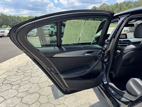 Used 2019 BMW 530i w/ M Sport Package RWD image 8