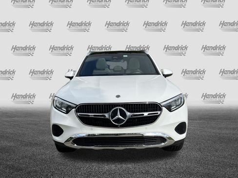 Used 2026 Mercedes-Benz GLC 300 4MATIC image 3