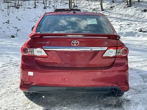 Used 2011 Toyota Corolla S image 4