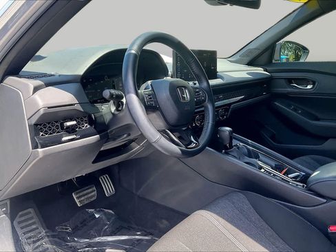Used 2024 Honda Accord Sport image 15