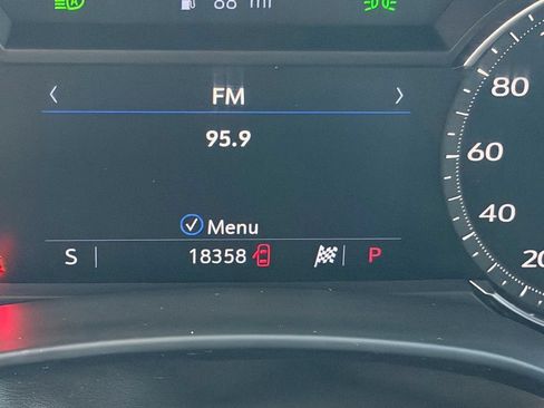 Used 2024 Cadillac CT4 Luxury w/ Sun And Sound Package AWD/4WD image 20