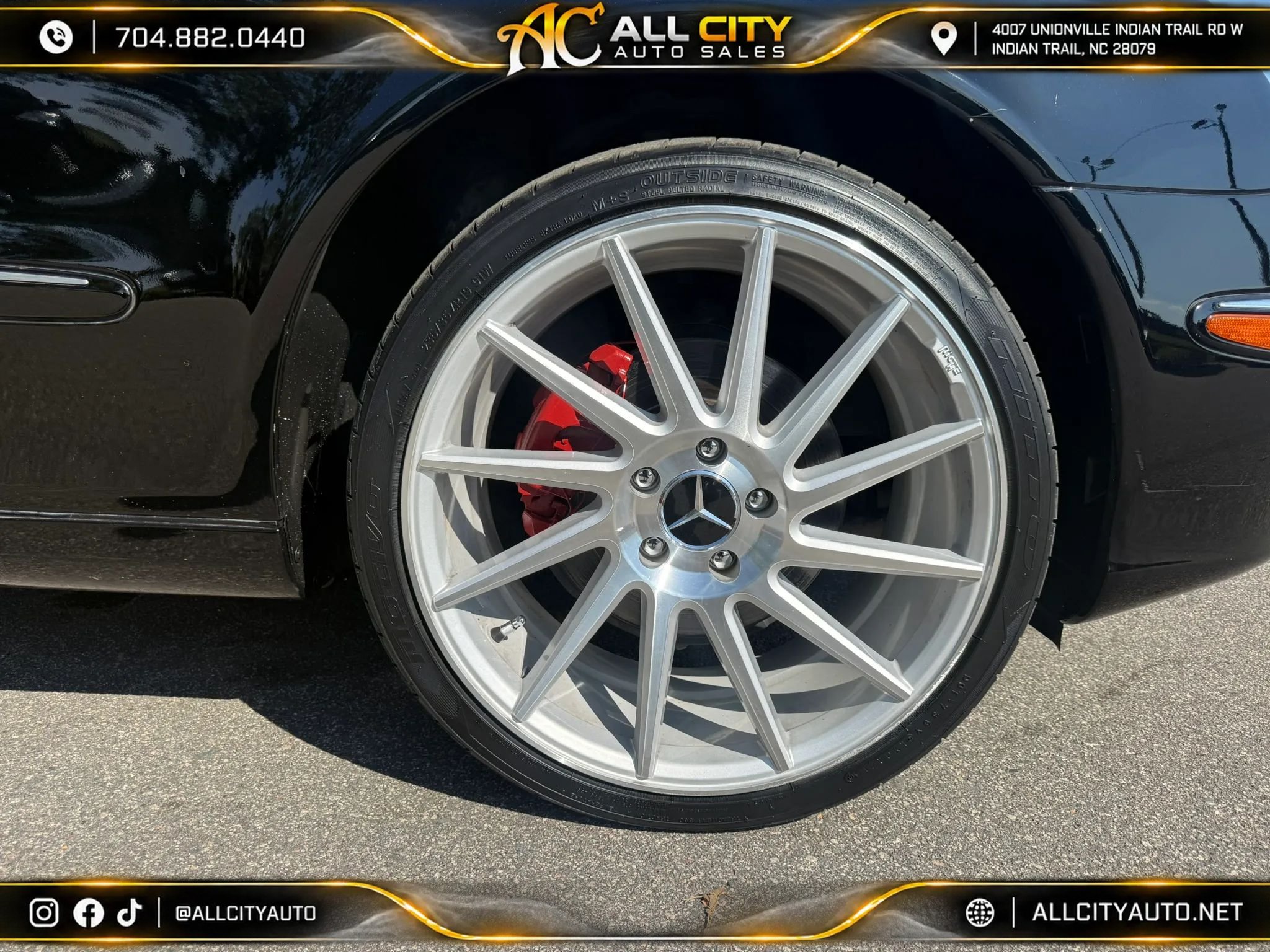 Used 2004 Mercedes-Benz E 320 4MATIC Wagon image 12