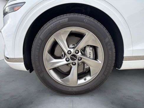 New 2026 Genesis GV70 2.5T AWD/4WD image 14
