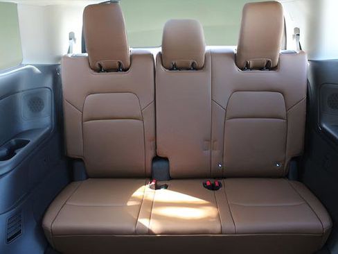 New 2026 Nissan Pathfinder Platinum AWD/4WD image 45