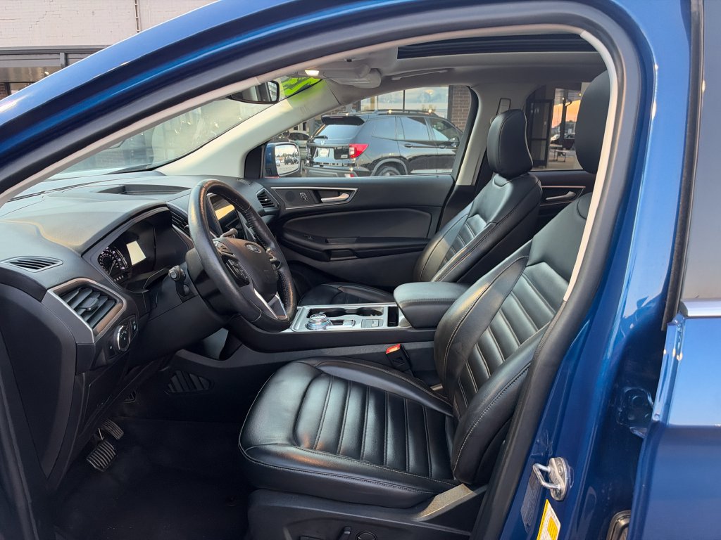 Used 2023 Ford Edge SEL w/ Convenience Package AWD/4WD image 6
