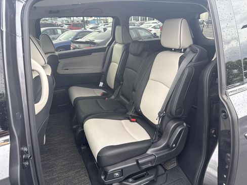 Certified 2026 Honda Odyssey Elite image 20