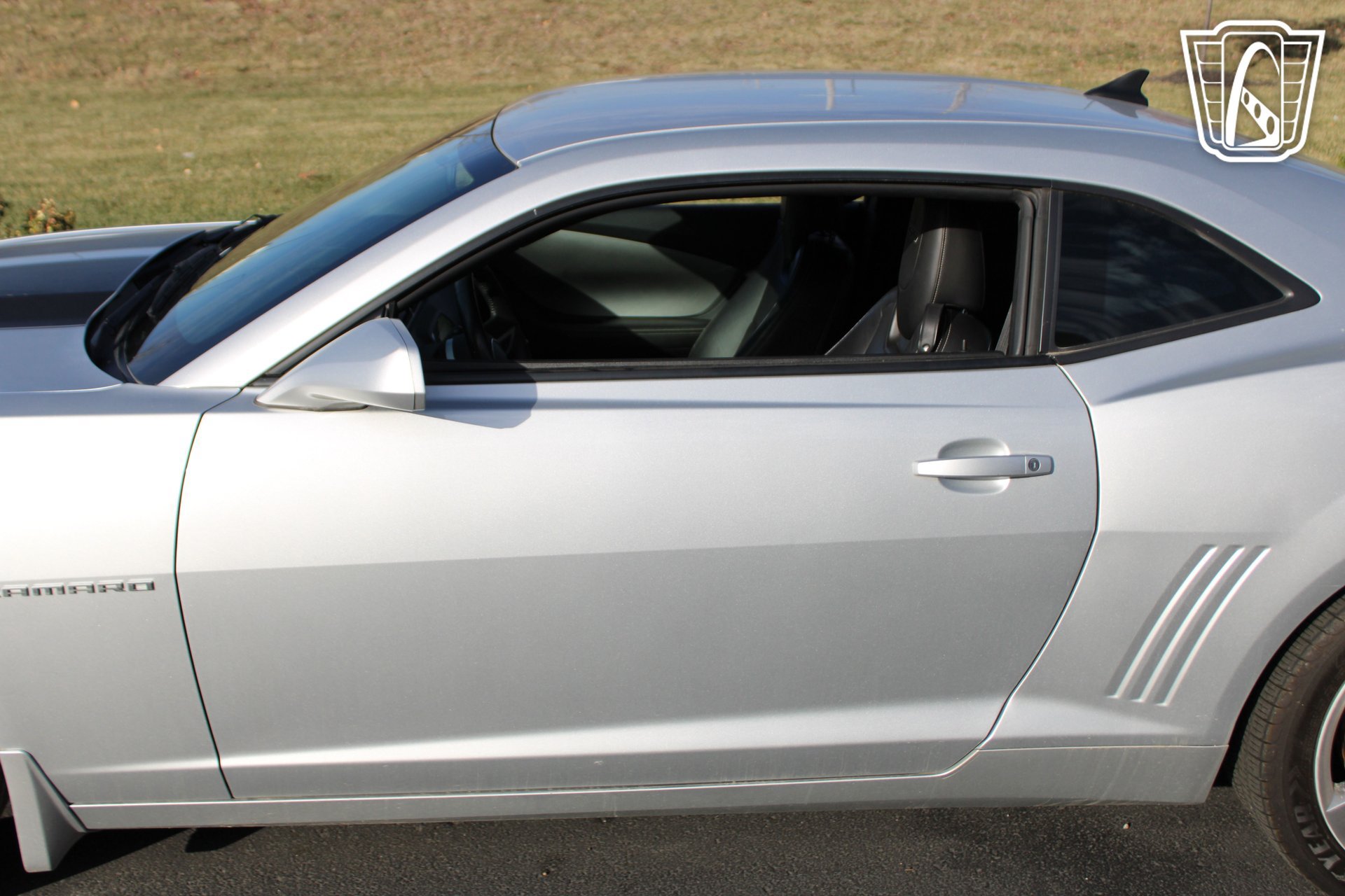 Used 2010 Chevrolet Camaro SS w/ RS Package RWD image 27