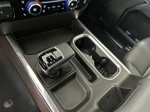 New 2025 GMC Sierra 1500 SLT w/ SLT Premium Plus Package image 20