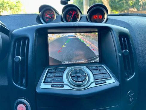 Used 2014 Nissan 370Z Touring w/ Navigation Package image 15