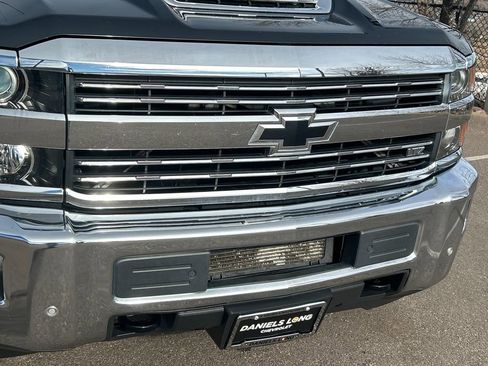Used 2019 Chevrolet Silverado 3500 LTZ w/ Duramax Plus Package image 4