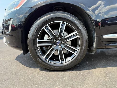 Used 2017 Volvo XC60 T5 Dynamic w/ Preferred Option Package AWD/4WD image 43