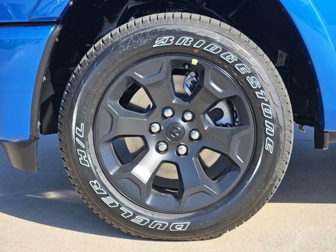 New 2026 RAM 1500 Lone Star AWD/4WD image 13