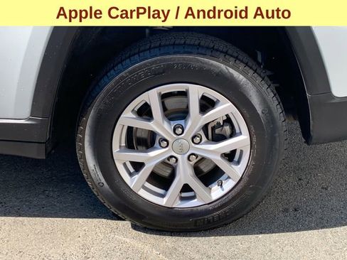 Used 2022 Jeep Grand Cherokee L Limited image 9