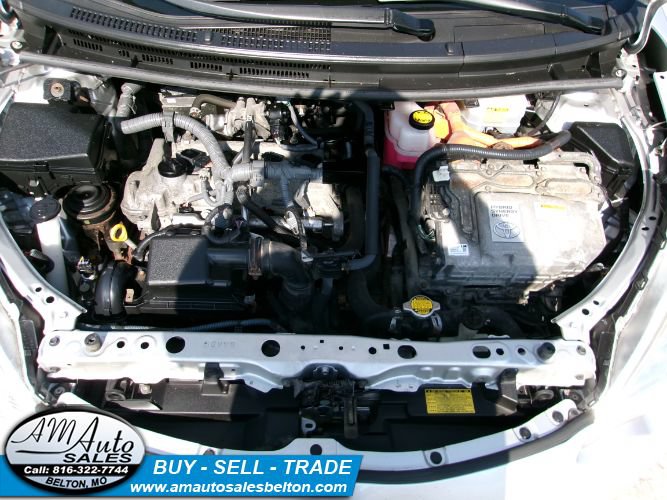 Used 2014 Toyota Prius C Two FWD image 21