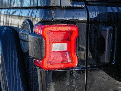 Used 2023 Jeep Wrangler Unlimited Rubicon 392 w/ Trailer Tow Package image 10