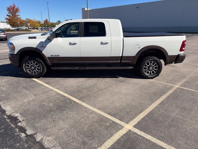 Used 2023 RAM 2500 Limited AWD/4WD image 3