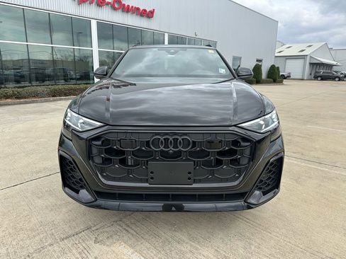 Used 2025 Audi Q8 Prestige image 3