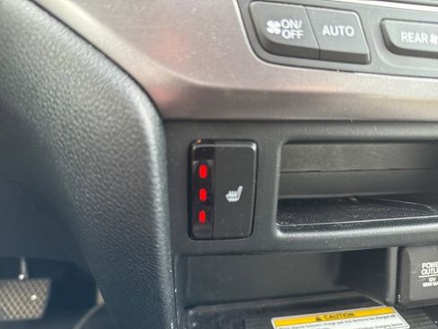 Used 2023 Honda Passport EX-L image 17