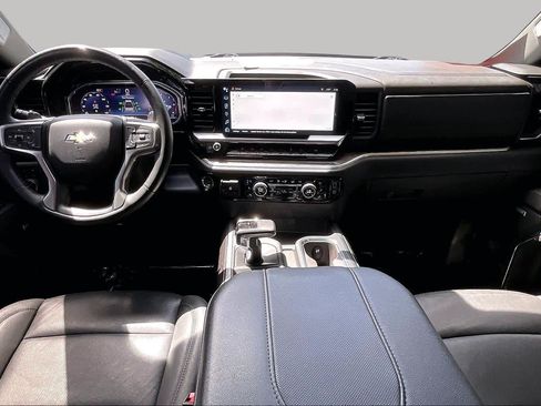 Used 2025 Chevrolet Silverado 1500 LTZ AWD/4WD image 15