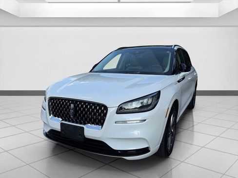 Used 2021 Lincoln Corsair Grand Touring AWD/4WD image 9