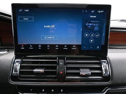 Used 2023 Lincoln Navigator Reserve AWD/4WD image 23