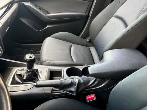 Used 2014 MAZDA MAZDA3 i Sport image 23