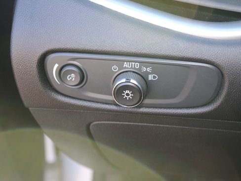 Used 2024 Chevrolet Malibu LT image 33