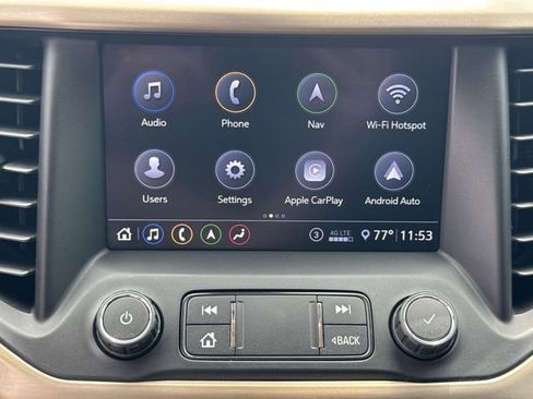 Used 2020 GMC Acadia Denali w/ Technology Package AWD/4WD image 13