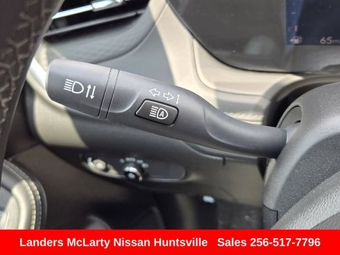 Used 2024 Buick Encore GX Sport Touring FWD image 26
