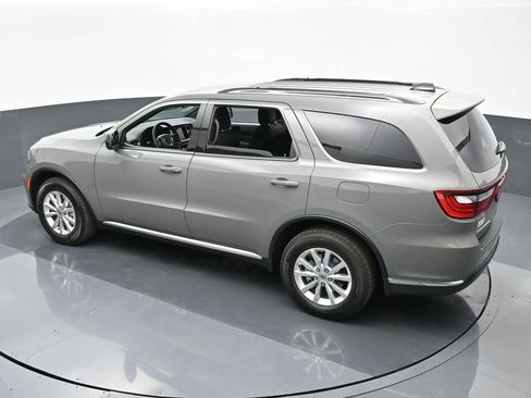 Used 2024 Dodge Durango SXT w/ 3rd Row Seating Group image 47