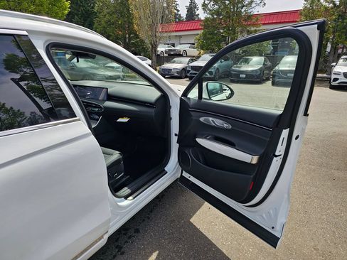 New 2026 Genesis GV70 2.5T Advanced AWD/4WD image 28