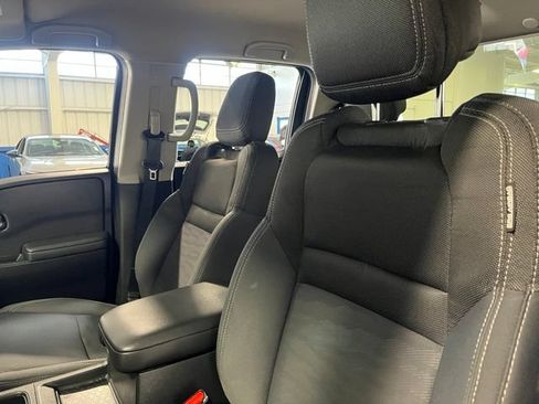 Used 2024 Nissan Frontier SV RWD image 24