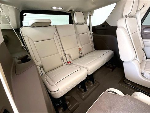 Used 2021 GMC Yukon Denali w/ Denali Premium Package AWD/4WD image 35