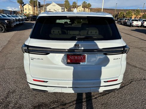 New 2026 Buick Enclave Avenir w/ Super Cruise Package image 5